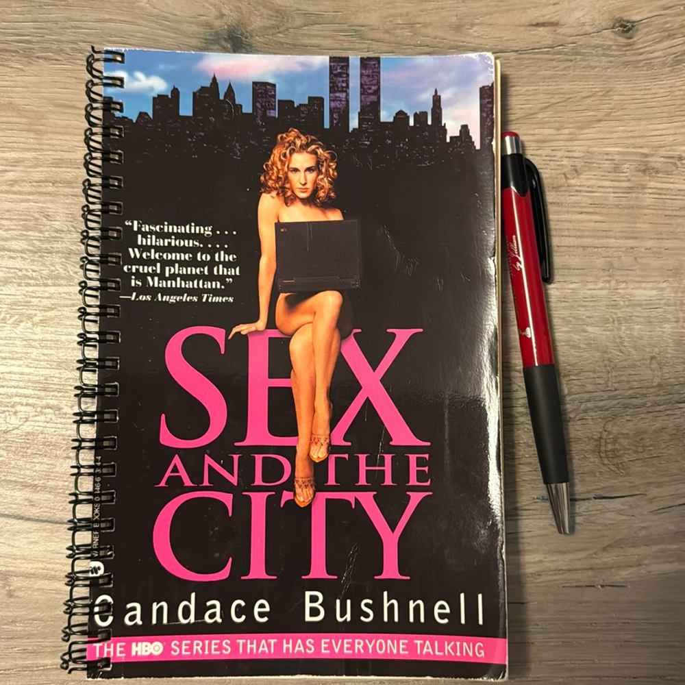 Secret Journal “Sex and the City” 📚 Handmade Journal from an old book